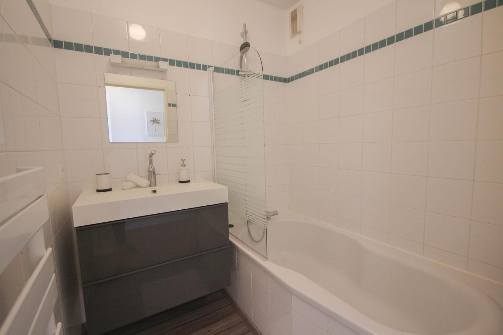 Apartment 2Ch Elevator, Terrace, Private Parking. Lille Ngoại thất bức ảnh